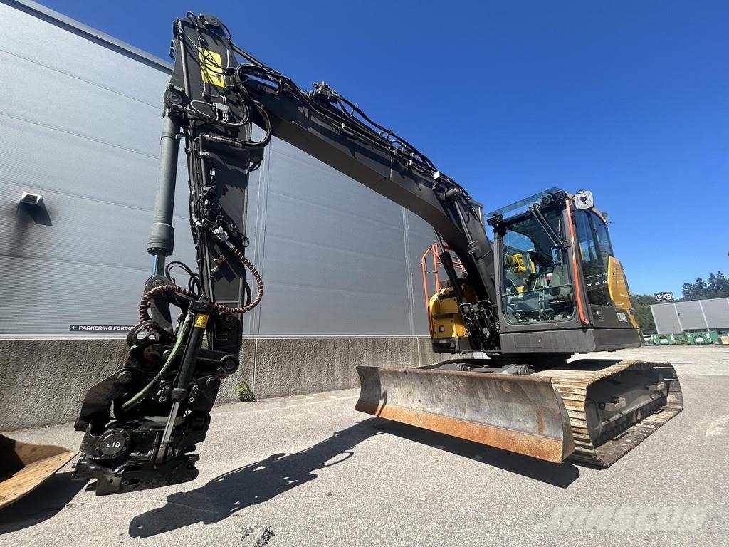 Volvo ECR145EL حفارات زحافة