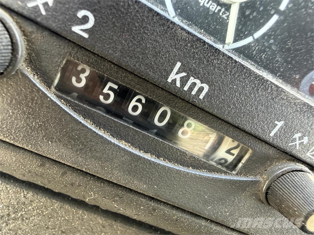 Iveco Eurocargo VIN 936 クレーントラック、ユニック車