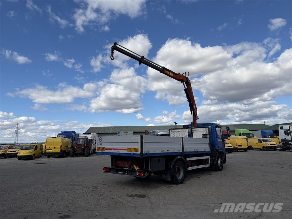Iveco Eurocargo VIN 936 クレーントラック、ユニック車