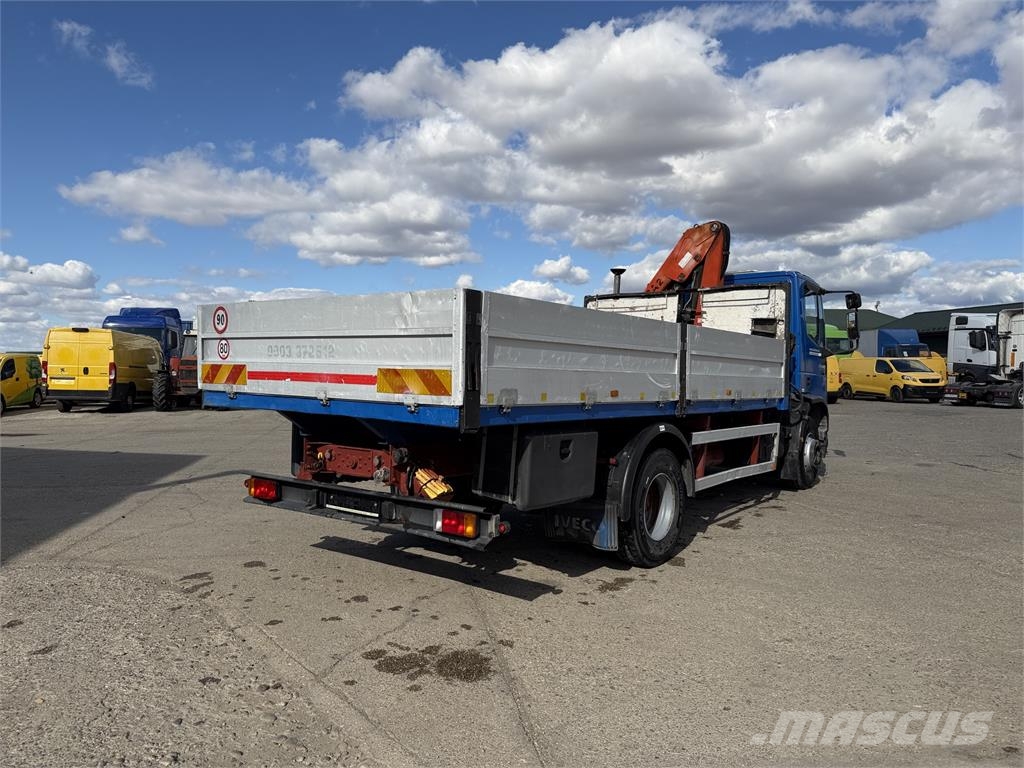 Iveco Eurocargo VIN 936 クレーントラック、ユニック車
