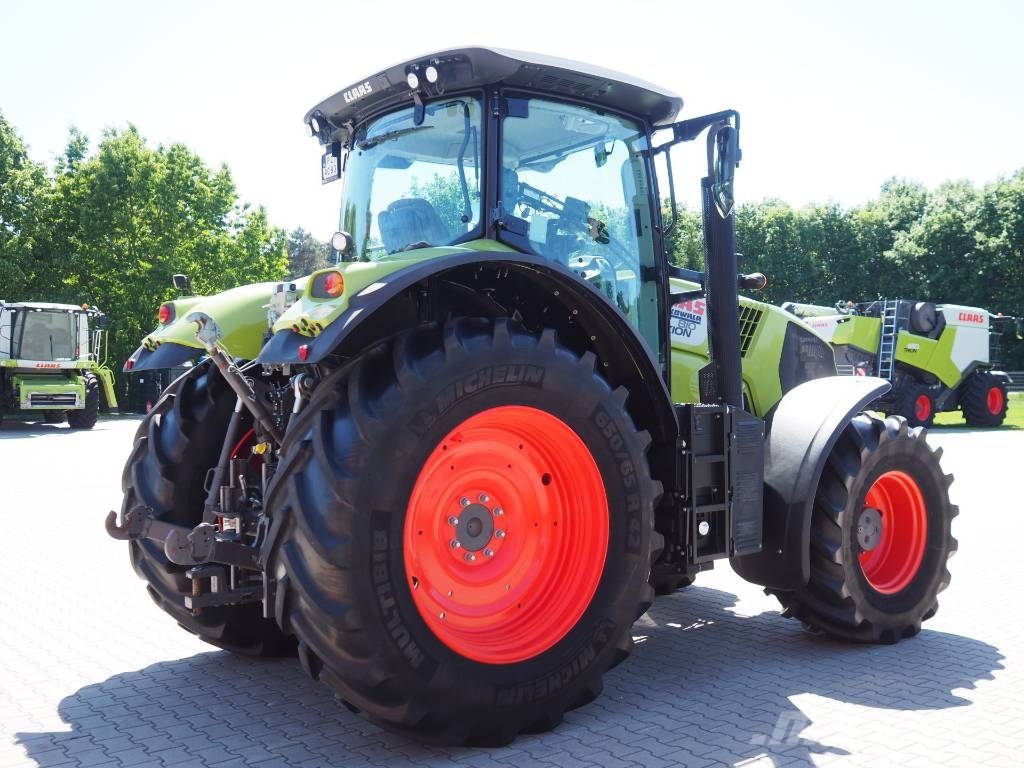 CLAAS Axion 810 CIS GPS RTK الجرارات