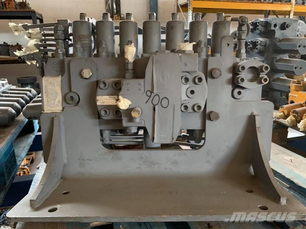 Liebherr 900 Hydraulika