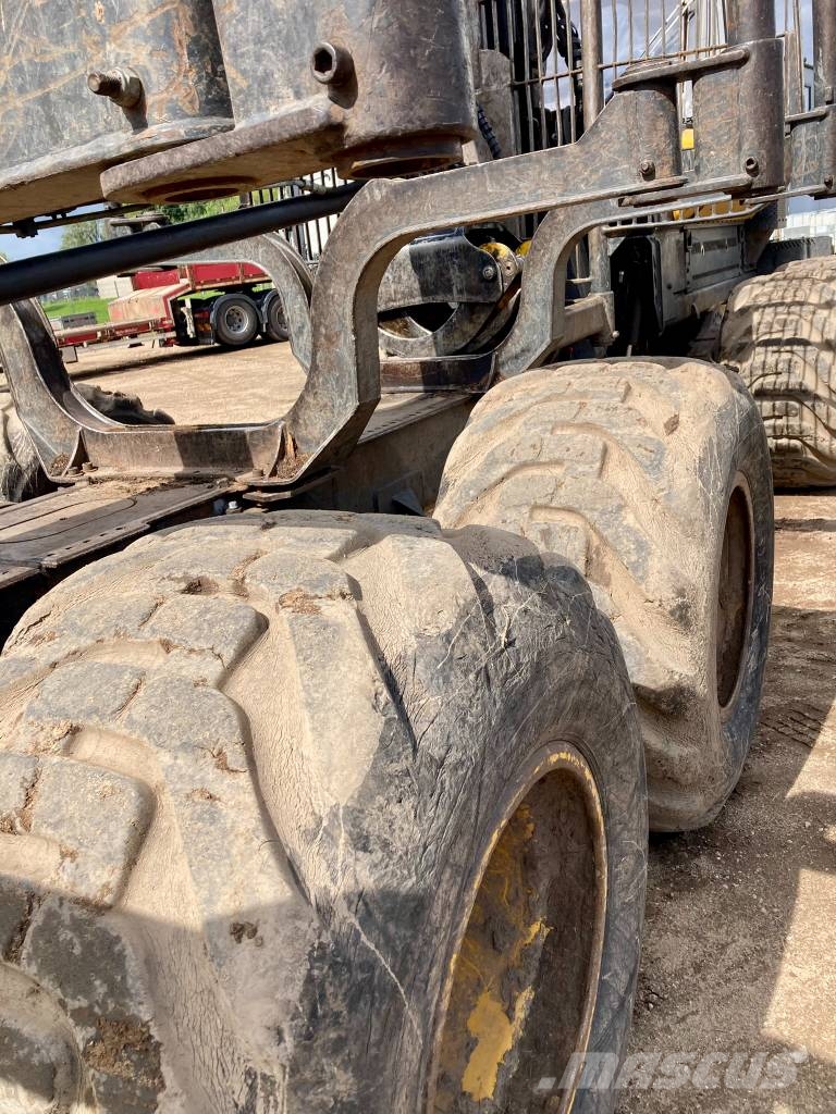 Ponsse Buffalo 8W Forwarders
