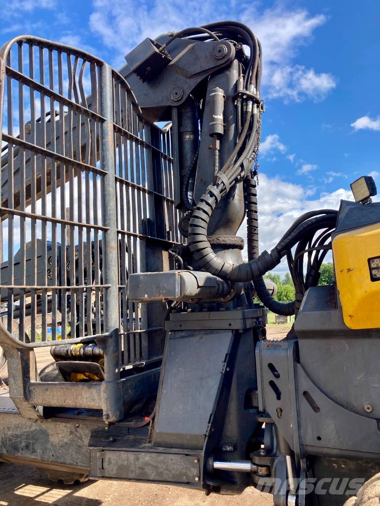 Ponsse Buffalo 8W Forwarders