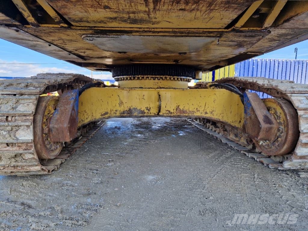 Demag H65 Rupsgraafmachines