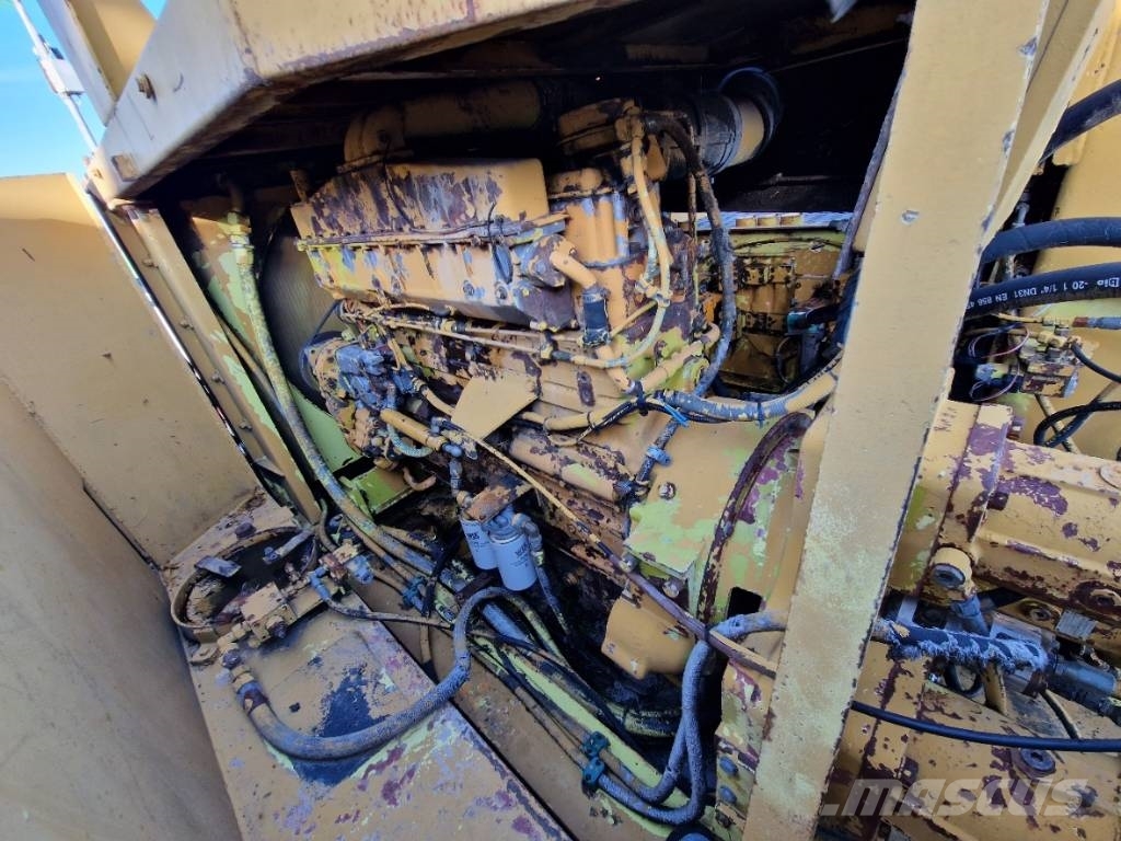 Demag H65 Rupsgraafmachines