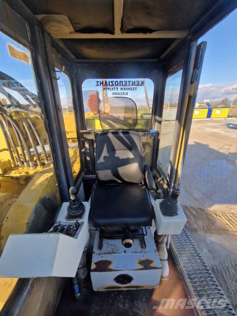 Demag H65 Rupsgraafmachines