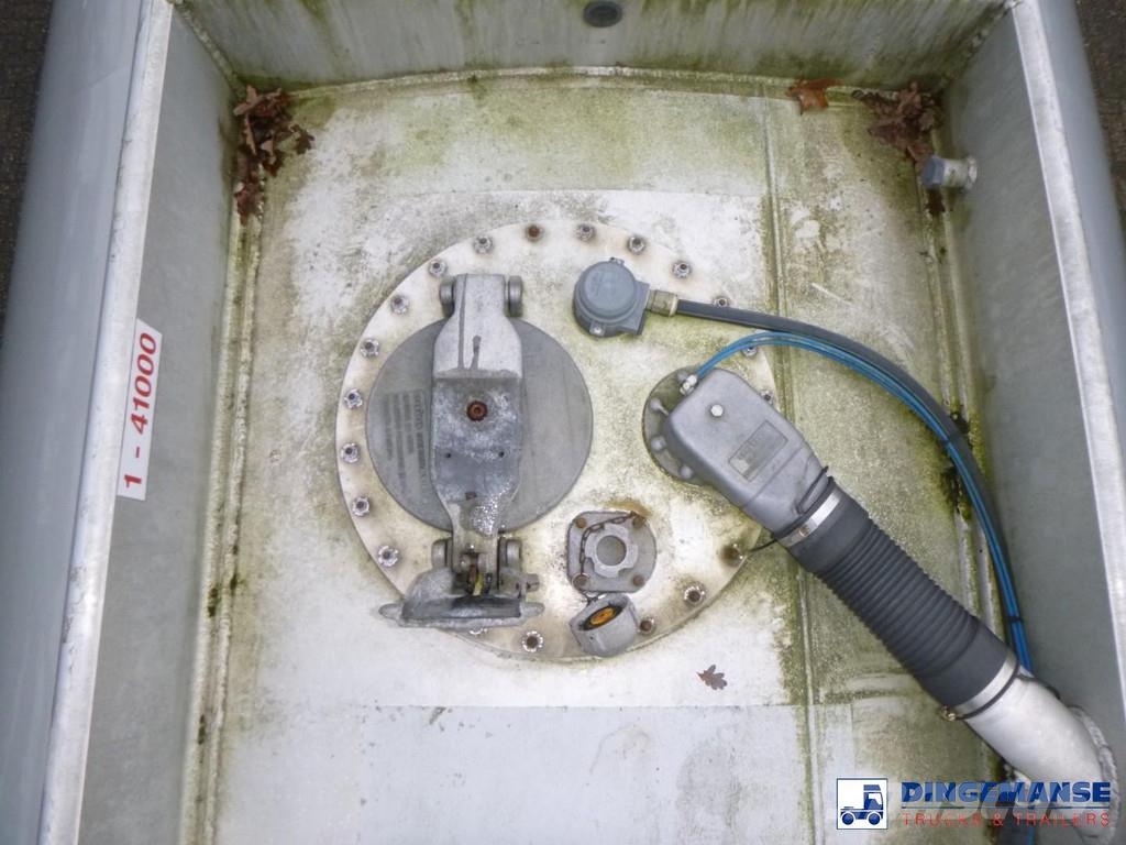 Cobo Fuel tank alu 43.3 m3 / 1 comp + pump Cisternos puspriekabės
