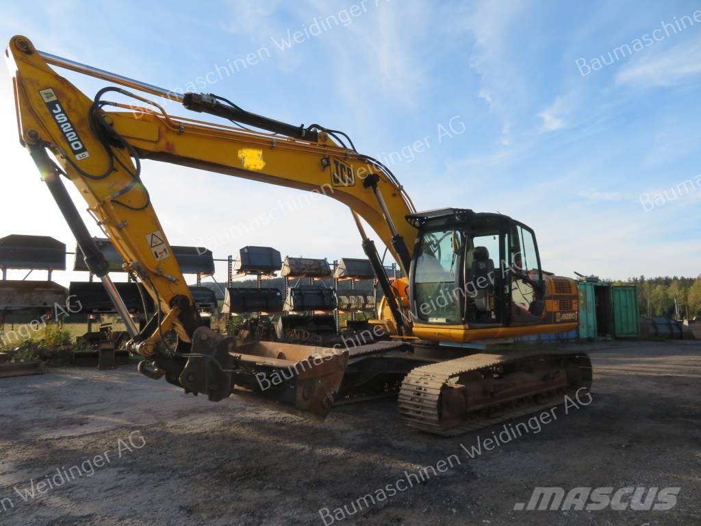 JCB 220 Kāpurķēžu ekskavatori