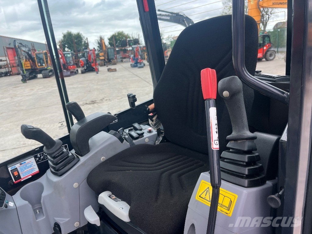 Kubota U 27-4 Mini excavators < 7t (Mini diggers)