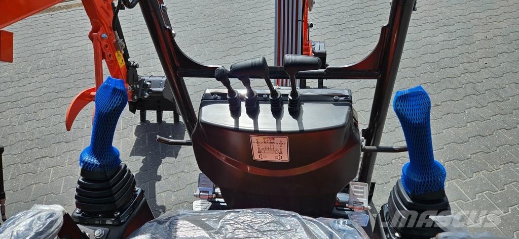 Rhinoceros XN12-9 powered by KUBOTA Miniexcavadoras