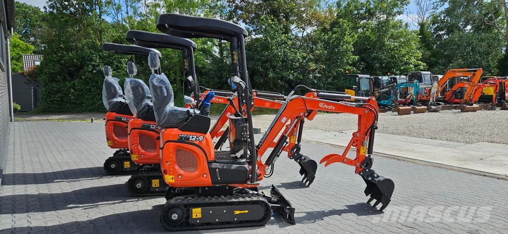 Rhinoceros XN12-9 powered by KUBOTA Miniexcavadoras
