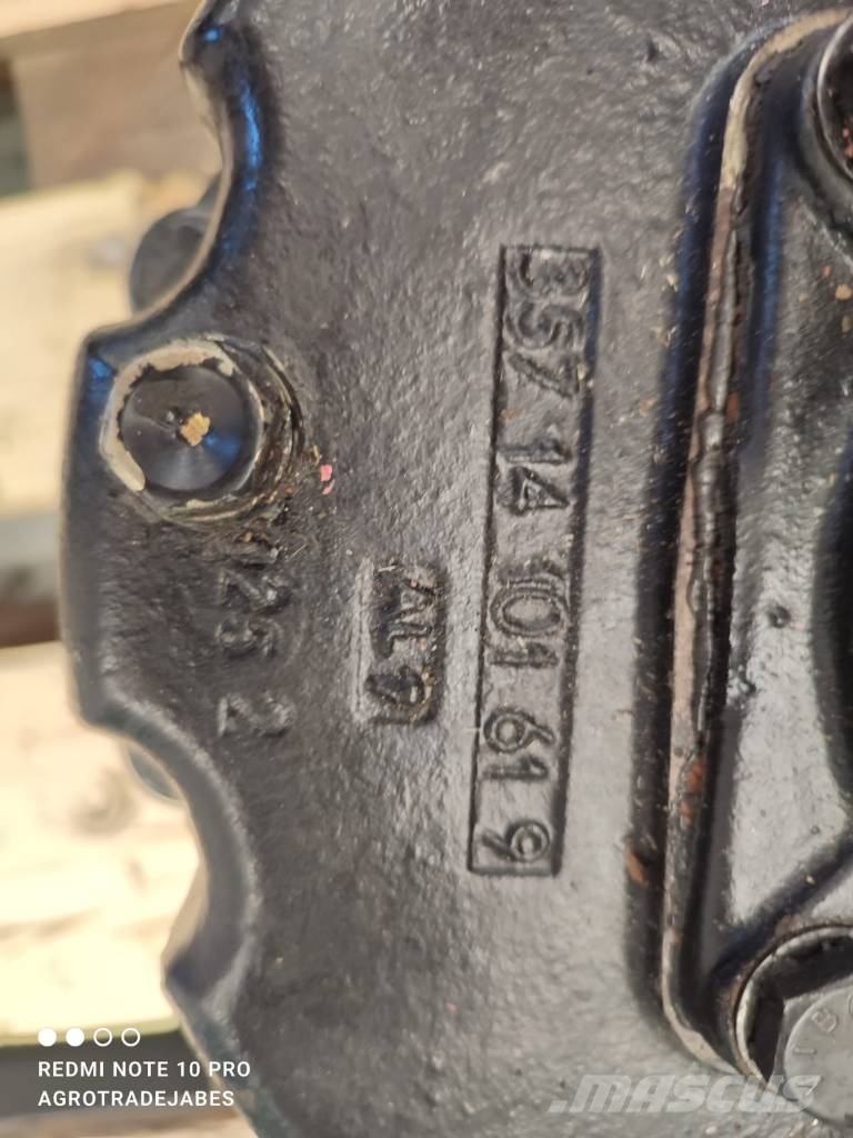 Manitou MRT 357 14 101 61 9 gearbox Transmisija