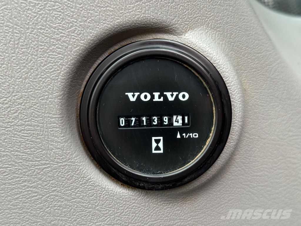 Volvo EC 140 Εκσκαφείς με ερπύστριες
