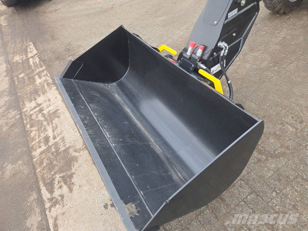 Gehl GCT 3-14 + Telehandlers for agriculture