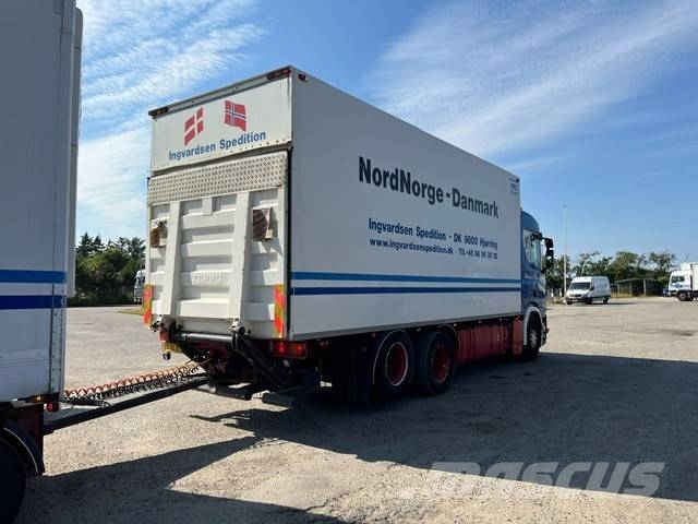 Scania R 500 شاحنات بدرجة حرارة قابلة للضبط