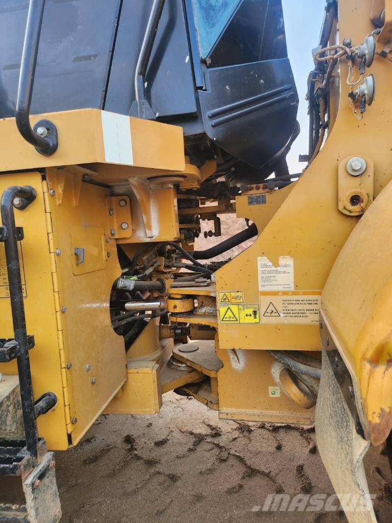 CAT 966 H ホイールローダー・タイヤショベル