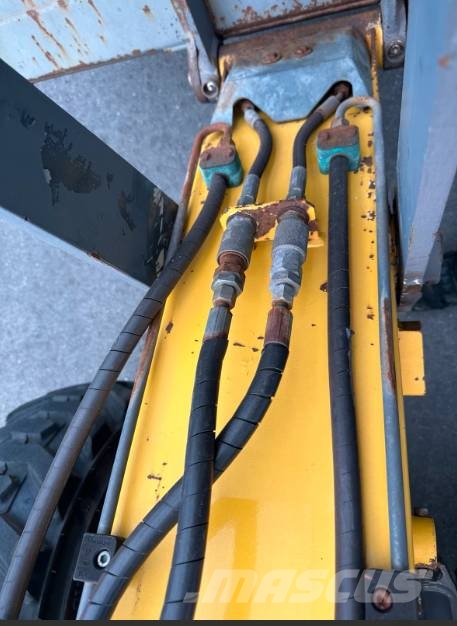 Kramer-allrad 180 Pyöräkuormaajat