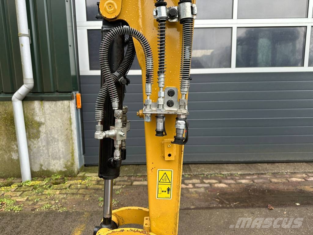 CAT 301.8 Miniexcavadoras
