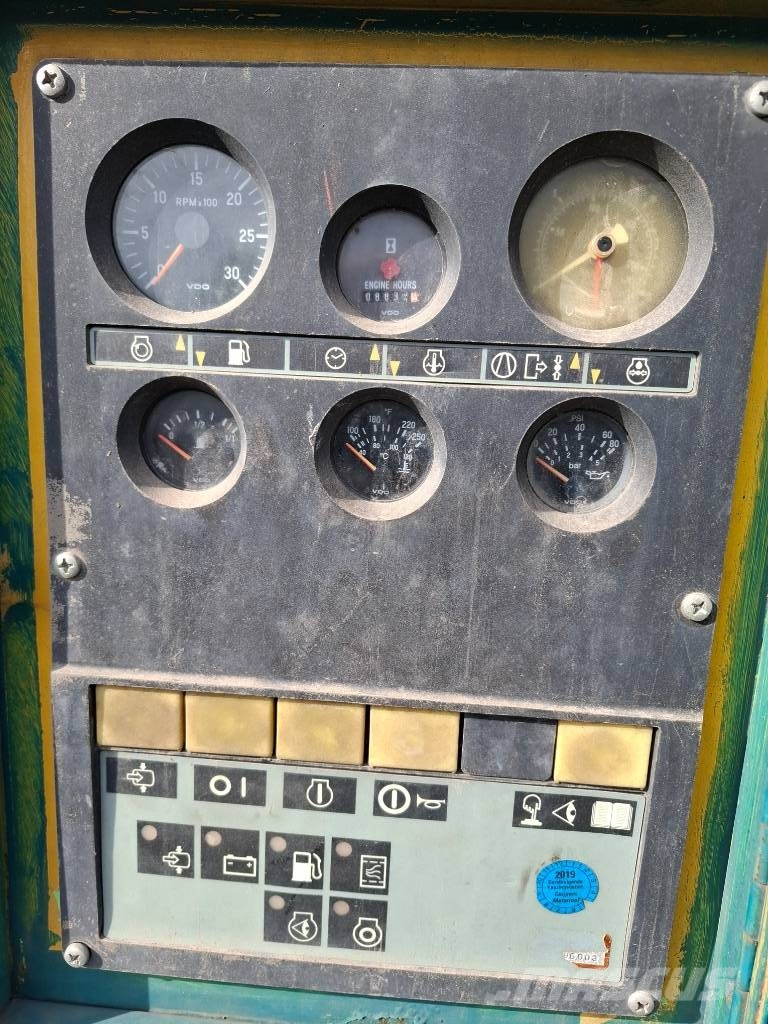 Atlas Copco XASE 745 مكابس
