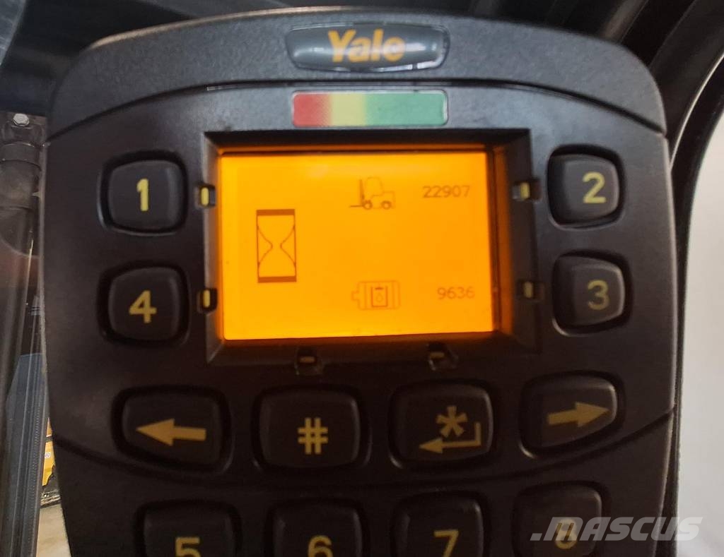 Yale ERP 15 VT شاحنات ذات رافعات شوكية تعمل بالكهرباء