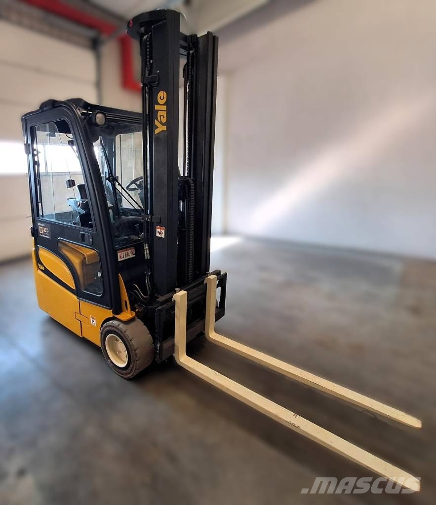 Yale ERP 15 VT شاحنات ذات رافعات شوكية تعمل بالكهرباء