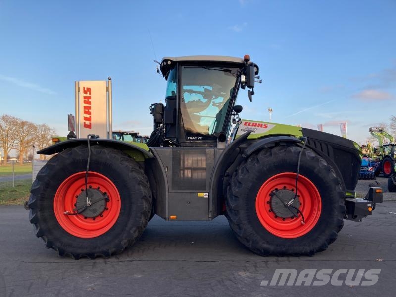 CLAAS XERION 4200 TRAC VC Трактори