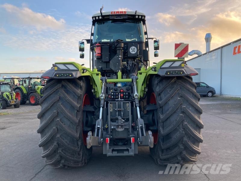 CLAAS XERION 4200 TRAC VC Трактори