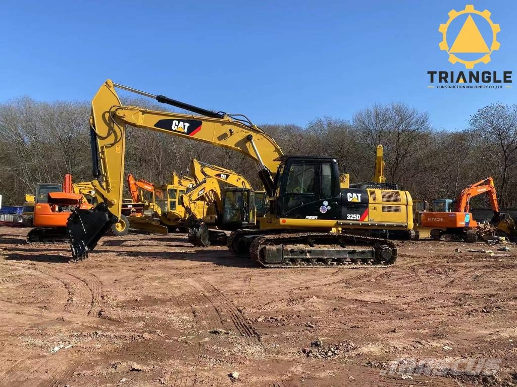 CAT 325 D L Kāpurķēžu ekskavatori