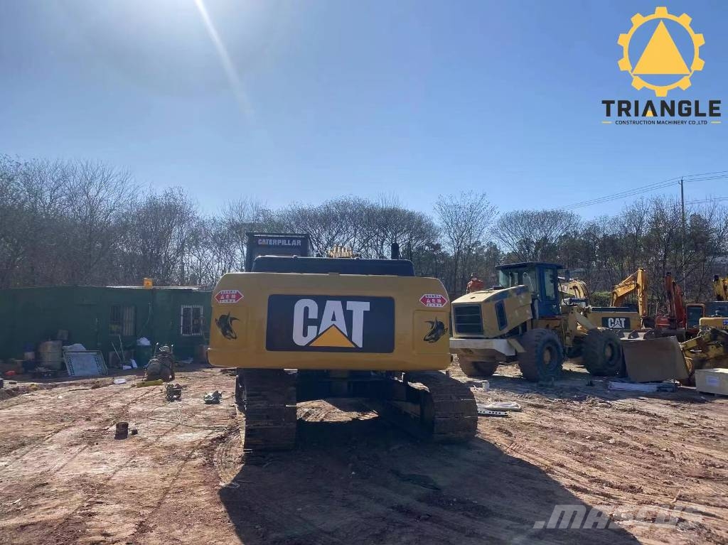CAT 325 D L Kāpurķēžu ekskavatori