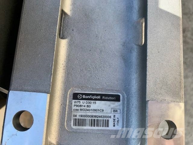 ROCO M1200 Electric Overband Magnet Motoren und Getriebe
