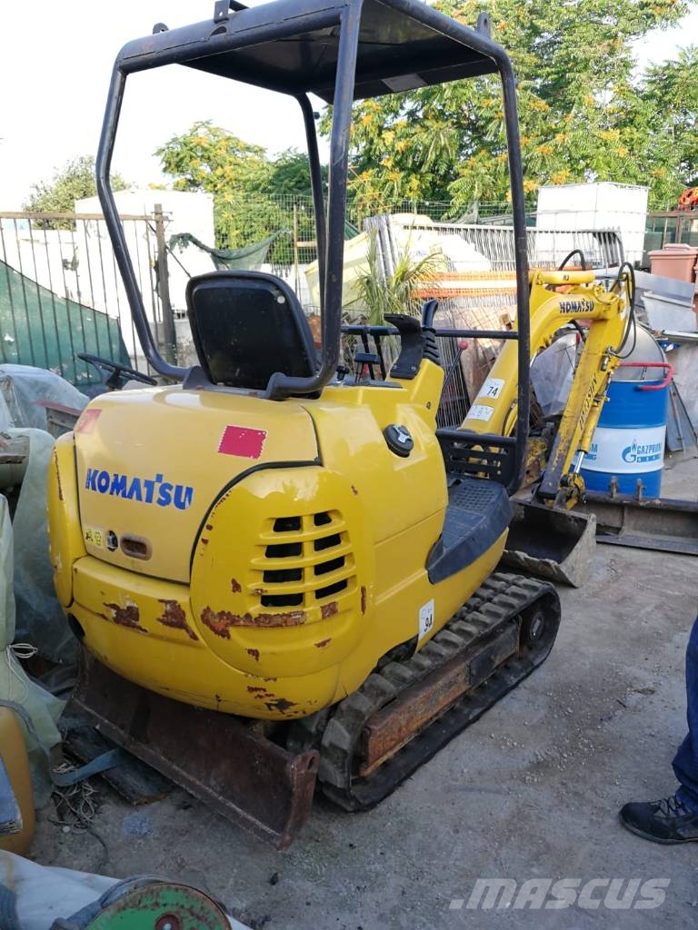 Komatsu PC 12 R-8 حفارات صغيرة أقل من 7 طن (حفارات صغيرة)