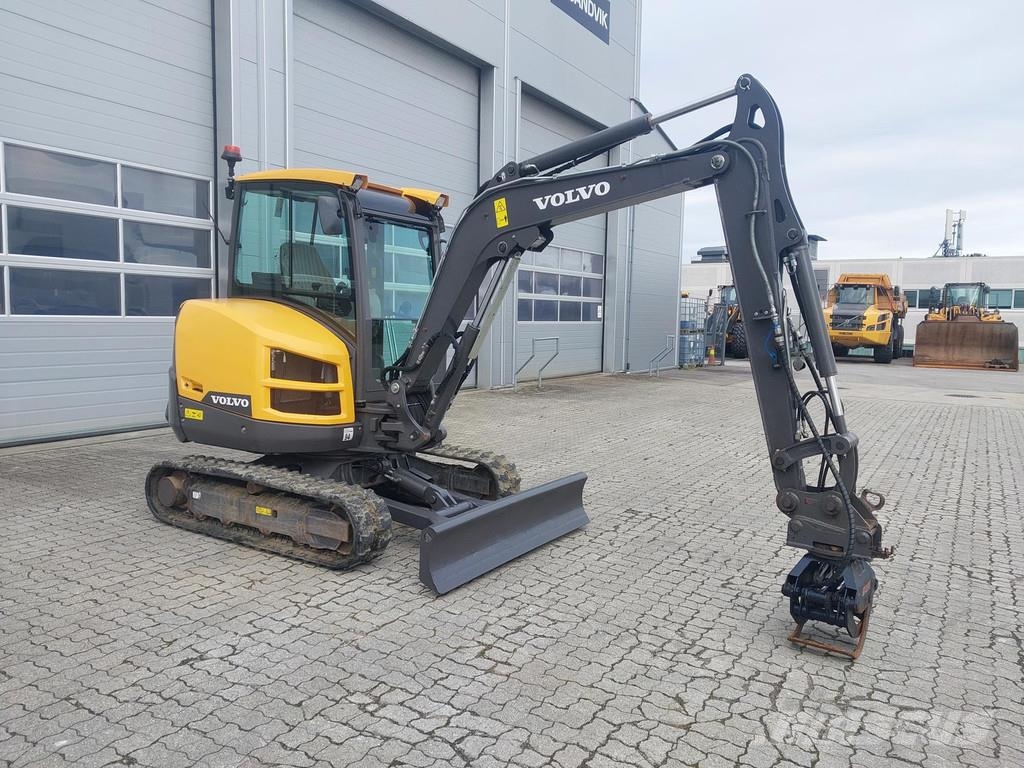 Volvo EC35D Mini ekskavatori < 7 t