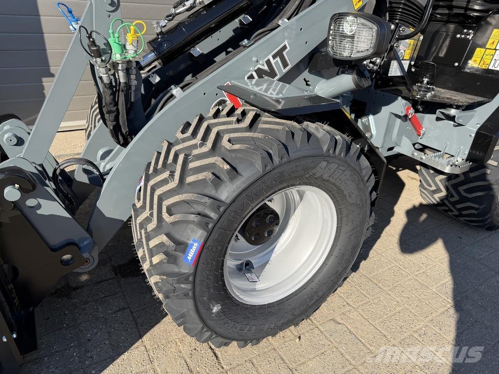 GiANT G2700 X-TRA HD+ minishovel NIEUW (giekvering, pro- لوادر بعجل