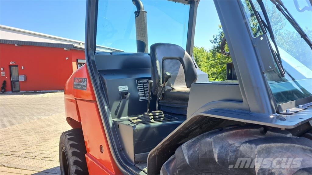 Manitou MH25-4T Maastotrukit