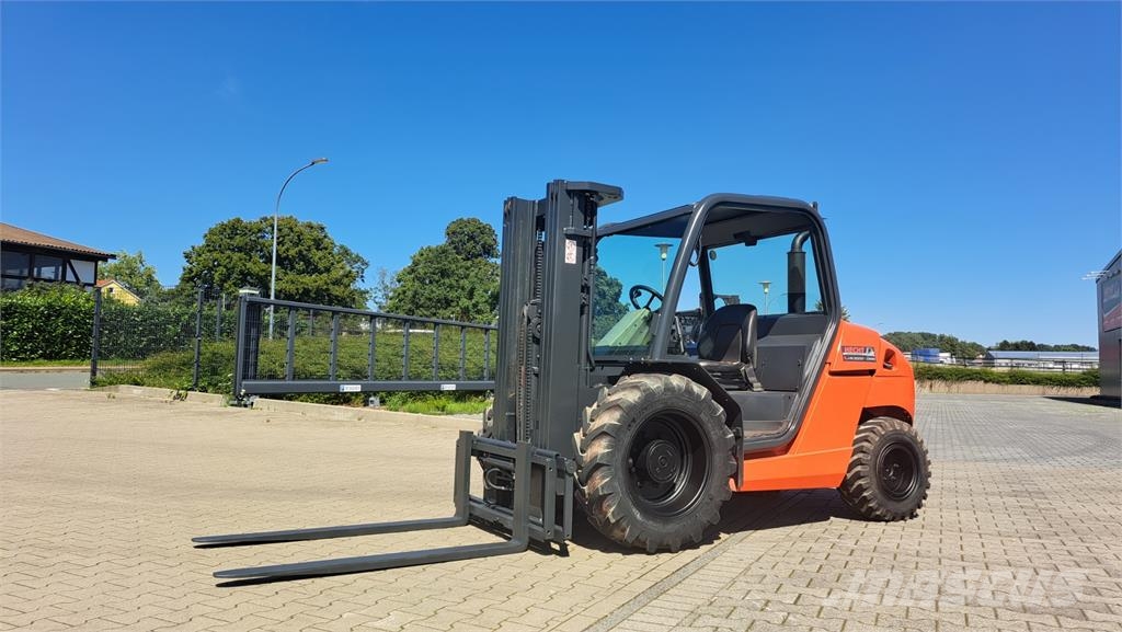Manitou MH25-4T Rough terrain truck