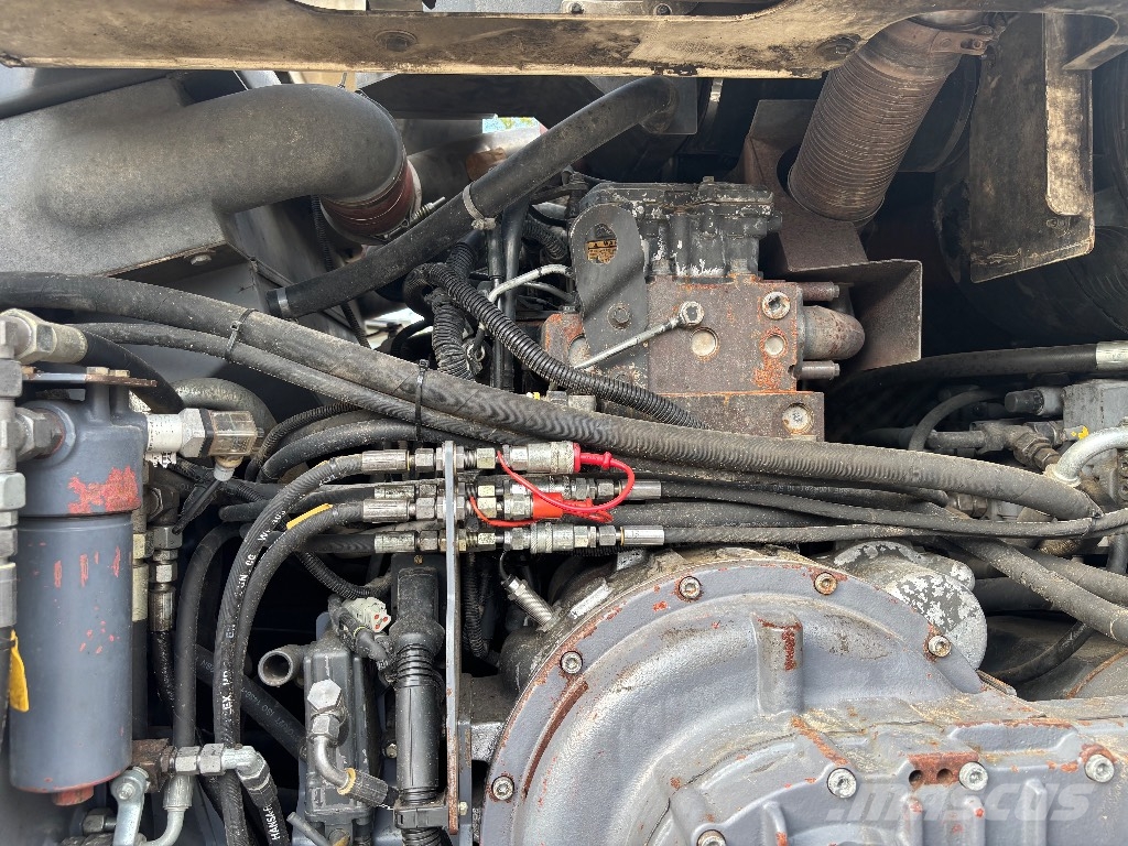 Wirtgen W 100 F Asfalto šalto frezavimo technika