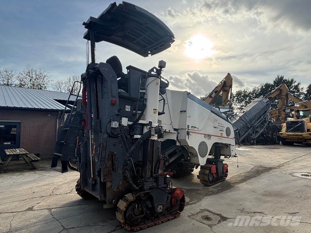 Wirtgen W 100 F Asfalto šalto frezavimo technika