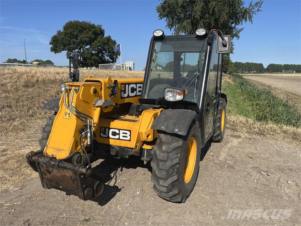 JCB 525-60 AgriPlus Teleskooplaadurid