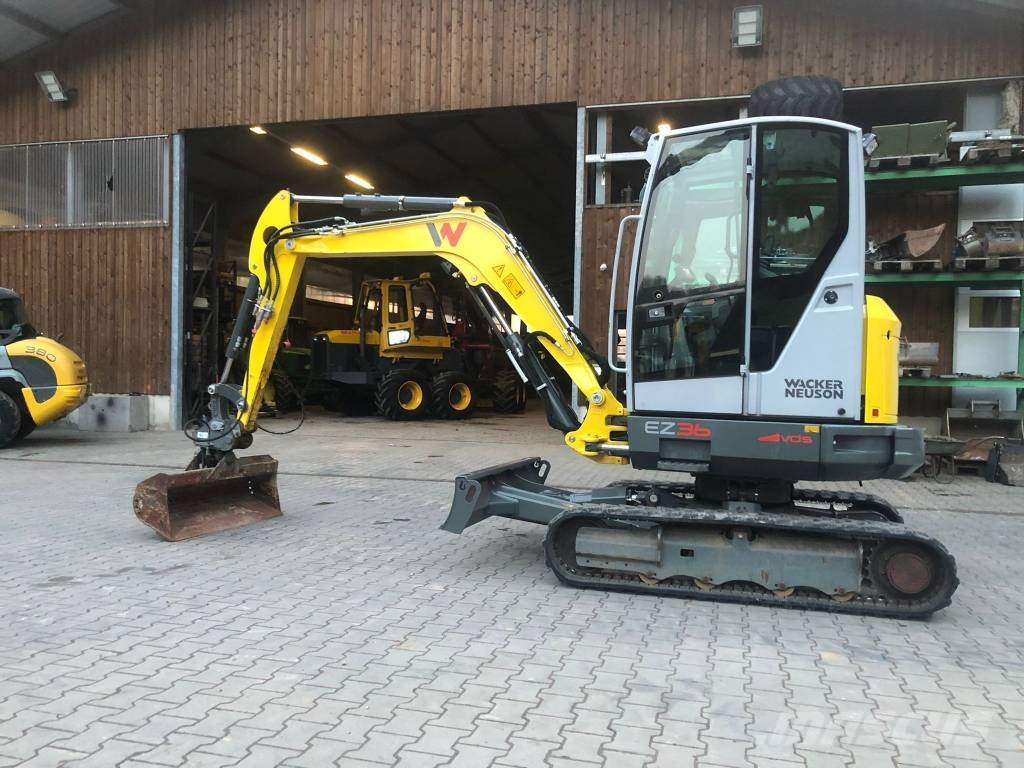 Wacker Neuson EZ 36 ミニ油圧ショベル 7t以下(ミニユンボ・ミニディガー)