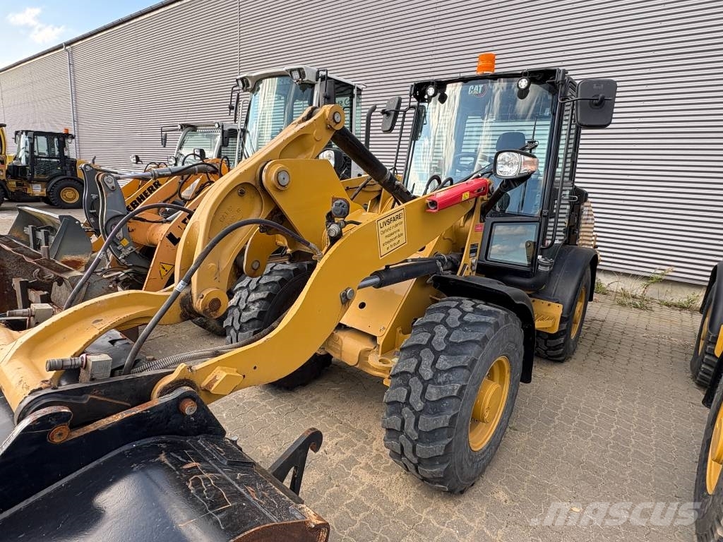 CAT 906 Cargadoras sobre ruedas