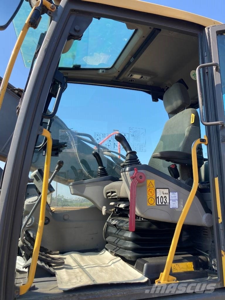 Volvo EC 250 D N L 履带挖掘机