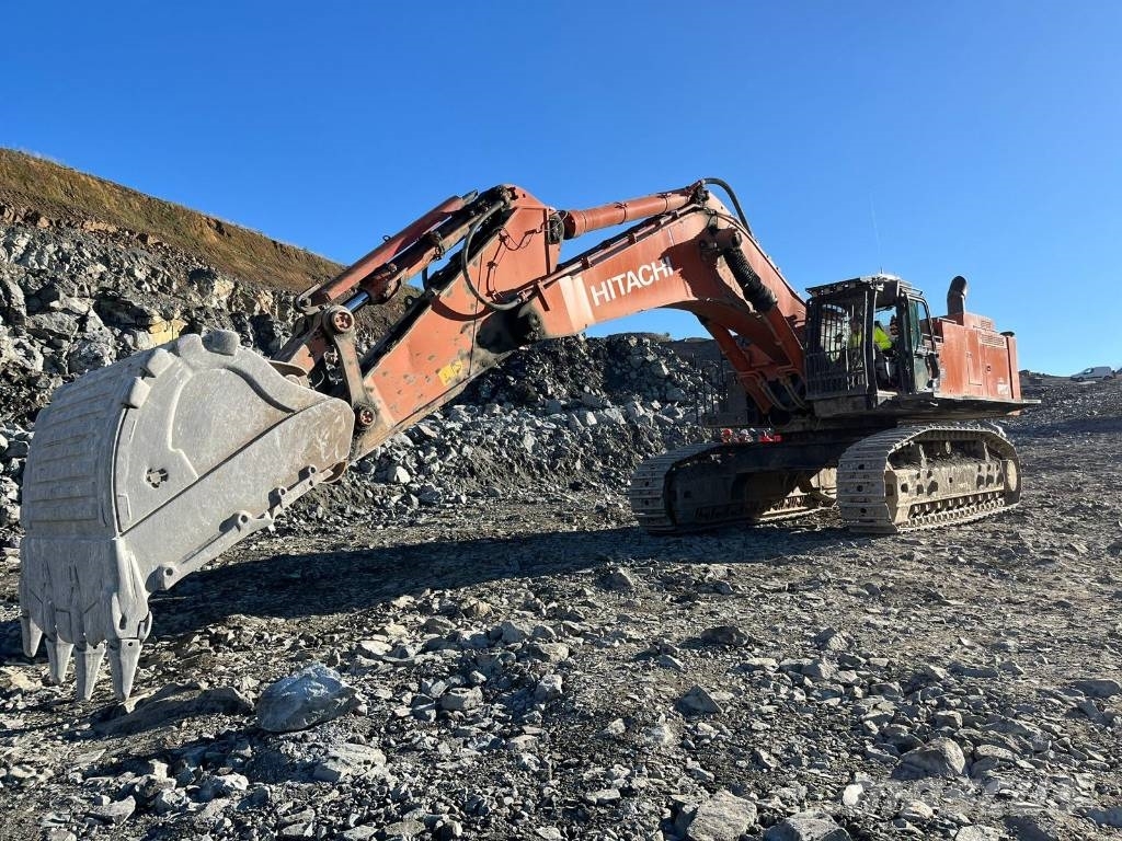 Hitachi ZX890LCR-7 حفارات زحافة