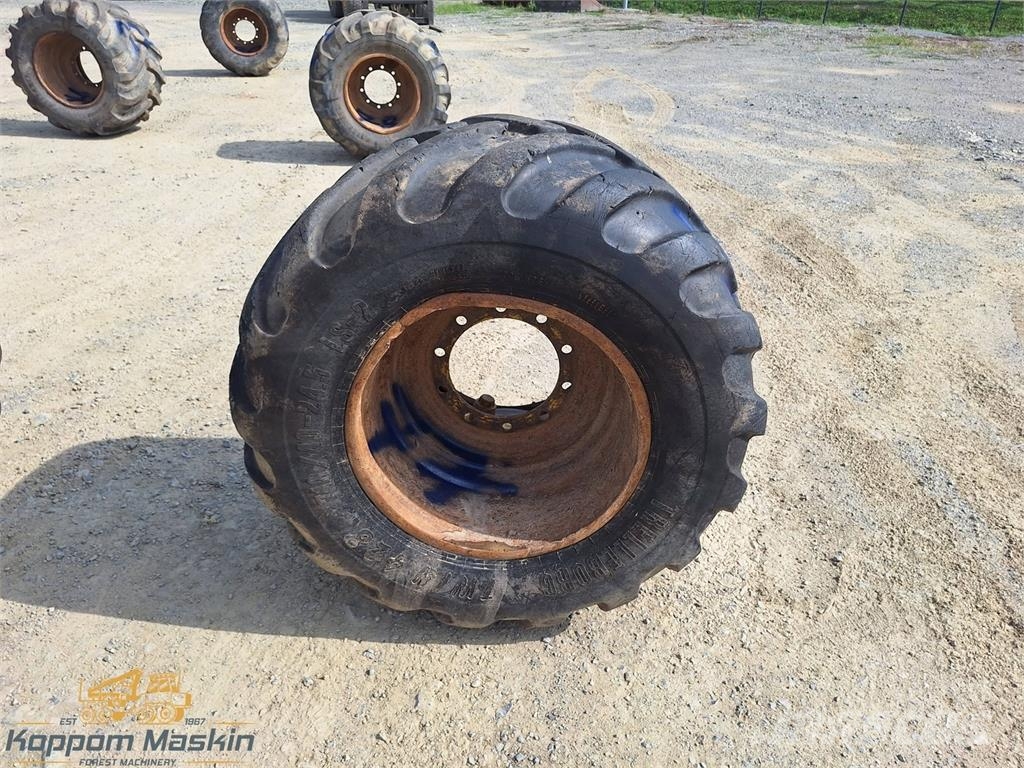Trelleborg twin 428 710/40x24,5 Used/Beg Riepas, riteņi un diski