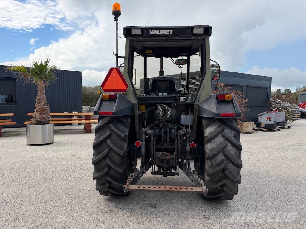 Valmet 405 Traktory
