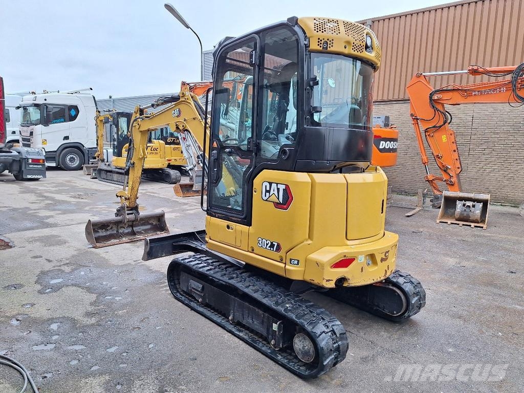 CAT 302.7 Minikoparki