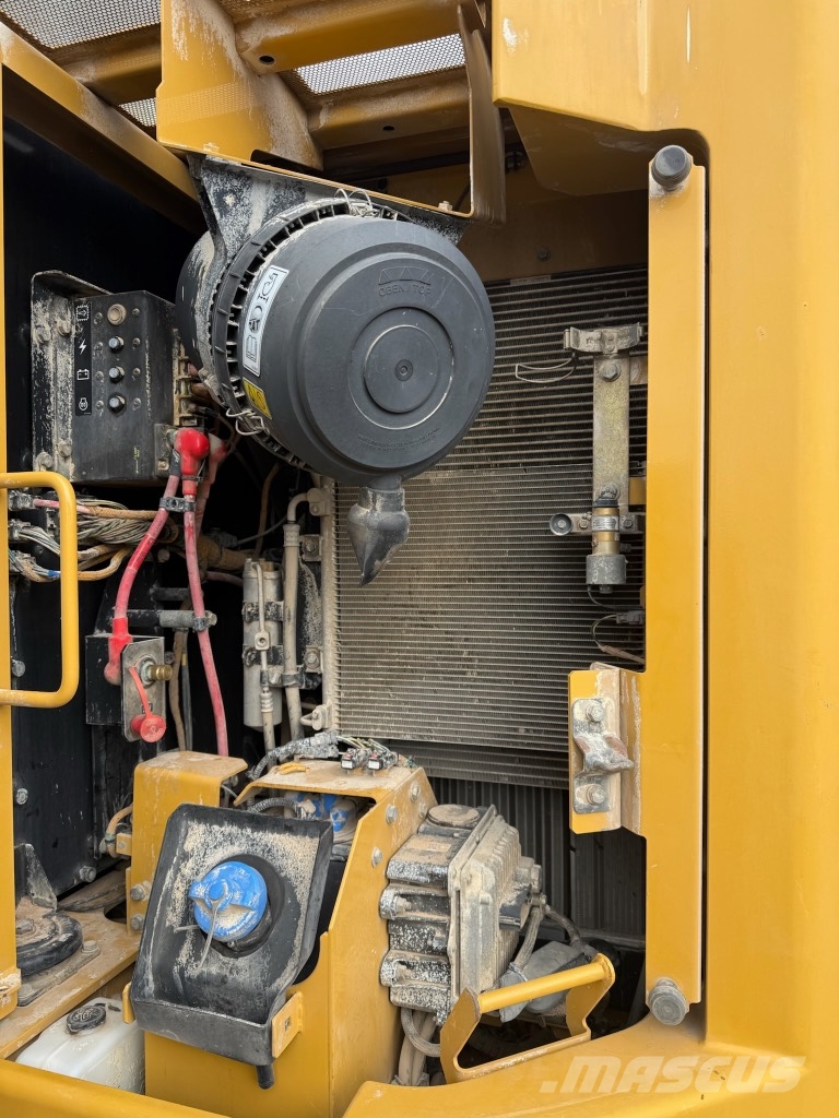 CAT 325 FL CR Rupsgraafmachines
