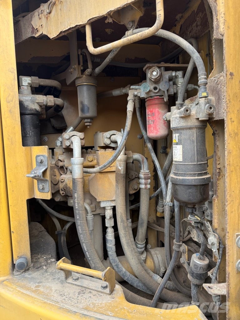 CAT 325 FL CR Rupsgraafmachines