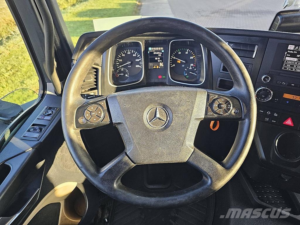 Mercedes-Benz ACTROS 1843 Trekkers