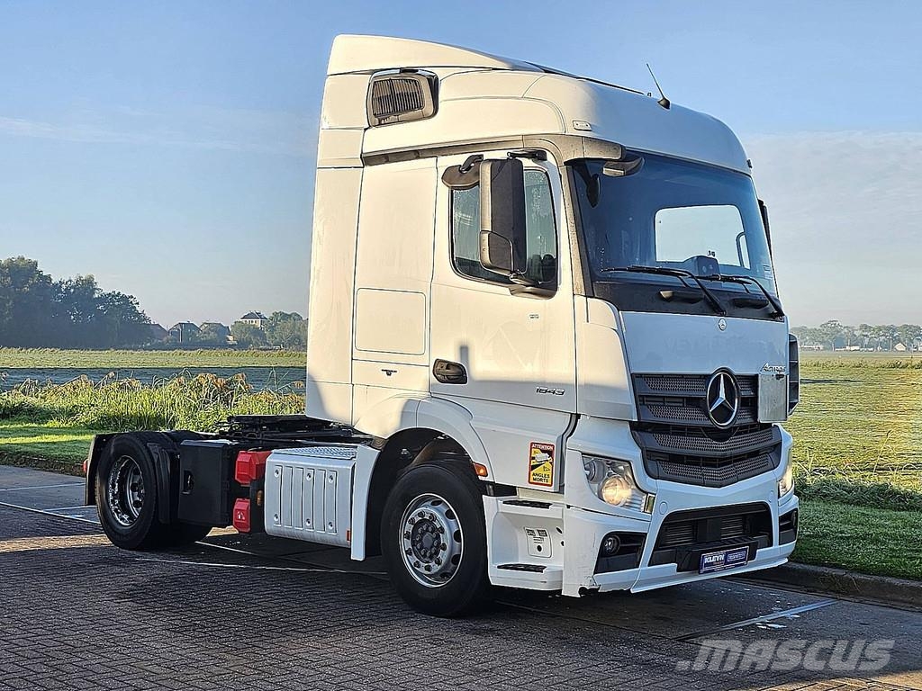 Mercedes-Benz ACTROS 1843 Trekkers